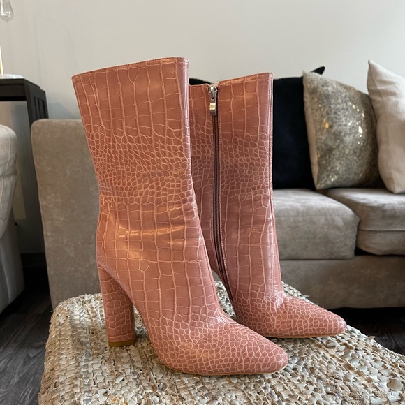 Pink alligator boots - Picture 4 of 5